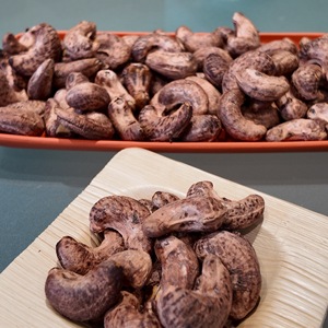 Nueces de Anacardo de Camboya al por Mayor W450, Tostadas con Sal, Alta Calidad y Sabor Natural, con Empaque al Vacío y Servicio OEM/ODM Disponible - Product Image 5