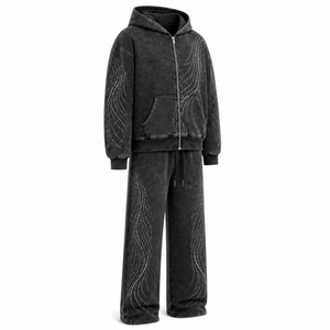 Conjunto Deportivo de Dos Piezas para Mujer, Sudadera con Capucha y Pantalones Jogger, Color Negro Lavado, 100% Algodón, Detalle de Pedrería, Marca White Bird Express - Product Image 2