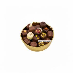 Bol décoratif doré au design fantastique, fait main, style belge, pour bonbons aux truffes aromatisées, idéal pour les cadeaux et la vente en gros - Product Image 1