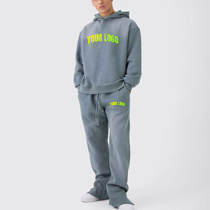 Ensemble de jogging deux pièces personnalisé pour homme, imprimé, avec sweat à capuche gris et pantalon de survêtement large et droit pour la salle de sport - Product Image 6