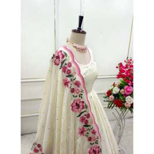 Pent et Dupatta broderie séquence travail fête porter robe belles robes de bal blanc taille L - Product Image 4