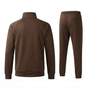 Ensemble de survêtement moderne pour hommes : veste et pantalon de sport pour l'entraînement, le fitness et les loisirs - Product Image 2