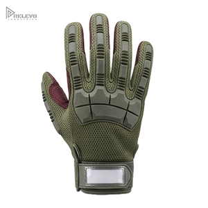 Gants tactiques robustes personnalisés avec châssis en maille aérée, paume en cuir bordeaux, superpositions rembourrées noires absorbant les chocs, gants de sécurité - Product Image 1