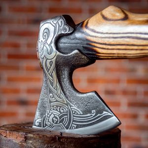Tomahawks faits à la main et forgés à la main, lame en acier carbone, manche en bois de rose, hache de survie en plein air, bushcraft, camping, vente directe d'usine en gros - Product Image 5