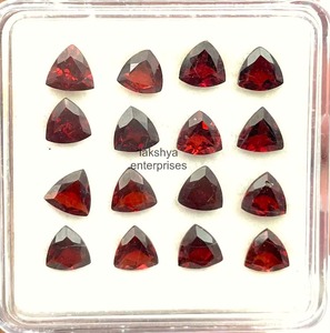 Natural Red <b>Garnet</b> Trillion Cut Loose Gemstones 8mm Faceted <b>Garnet</b> Loose Stone Wholesale Price Bulk For Jewelry Making Supplies - Product Image 5