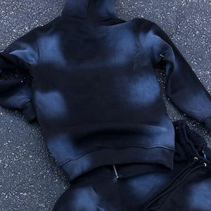 Survêtement orné de strass, vêtements de sport de luxe, streetwear, fabrication sur mesure, vente en gros - Product Image 3