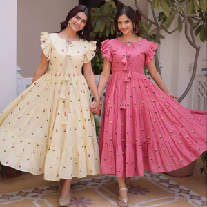 Hermosa Kurti Tradicional Rosa de Algodón con Bordado Floral hasta el Tobillo para Mujer - Product Image 1