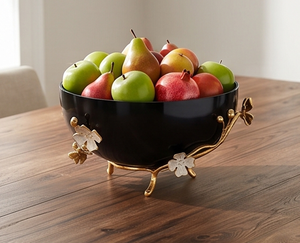Bol décoratif en métal noir et or avec accents floraux, centre de table de luxe pour salon moderne et présentation sur table - Product Image 4