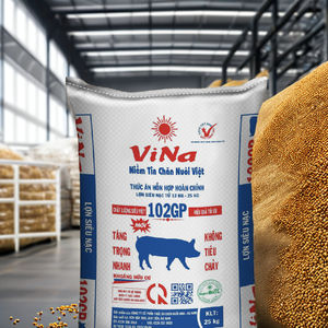 Bolsas de plástico de alimentación animal impresas en offset PE tejidas PP a prueba de humedad económicas personalizadas de Vietnam con harina de trigo - Product Image 2