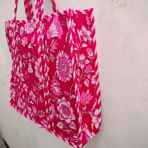 Bolso Tote Acolchado de Algodón con Estampado Floral Indio Hecho a Mano con Cremallera para Mujer, Reutilizable, Ecológico, con Estampado de Bloques, Elegante, Estilo Bohemio, para Llevar al Hombro - Product Image 2