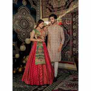 ROPA DE BODA MALAI SATÉN ESTAMPADO DIGITAL TRABAJO PAREJA ROSA COMBO - Product Image 4