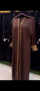 Abayas élégantes et modestes brodées à la main pour femmes! - Product Image 2