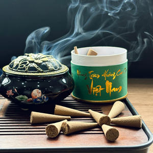 Incienso de Cono de Agarwood GMEX.JSC de Calidad Premium, 100% Polvo de Madera de Sándalo, Aroma Natural Religioso, Precio Económico, Vietnam - Product Image 2