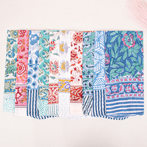 Pañuelo Cuadrado de Algodón Premium con Estampado de Bloques de Color Vibrantes, Accesorio de Pelo y Muñequera de Moda - Product Image 2