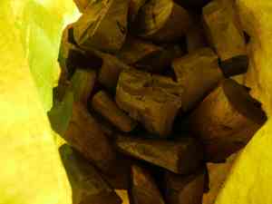 Barbeque High Quality Indonesian Charcoal Halaban Lump Hardwood for BBQ | Long <b>Burning</b> Low Ash 7000-8000 Kcal/kg CARSURIN Lab-Te - Product Image 4