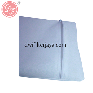 Sacs filtrants cylindriques spécialisés en polyester et polypropylène de qualité supérieure pour collecteur de filtre - Product Image 2