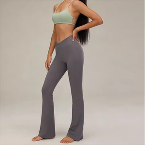 Shorts de yoga taille haute évasés, couleur unie, sans coutures, extensibles dans quatre directions, taille élastique, pour femme, gris, 100 % nylon, 220 g - Product Image 5