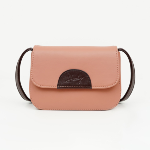 Sac à bandoulière Mona de luxe pour femme, en cuir synthétique premium doublé de satin, avec détail de sangle tressée unique et fermeture éclair - Product Image 1