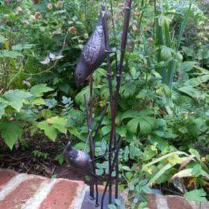 งานฝีมือ รูปปั้นนกเหล็กหล่อบนต้นกก ของตกแต่งสวนและบ้านไร่ - Product Image 2