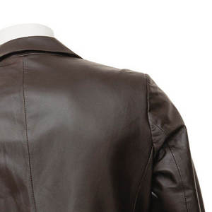 เสื้อแจ็คเก็ตหนังแท้คุณภาพสูงสำหรับผู้ชาย ปี 2026 สีดำ สไตล์ไฮสตรีท สำหรับฤดูหนาว - Product Image 4