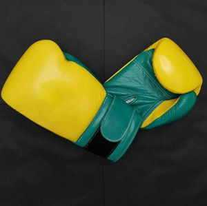 Guantes de Boxeo de Cuero Vacuno Personalizados para Gimnasio, Escuela, Club, Entrenamiento, OEM - Product Image 3