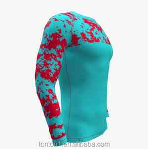 Rashguard unisexe à manches longues de couleur personnalisée pour l'entraînement MMA, tissu en spandex/polyester écologique, antibactérien et respirant - Product Image 2