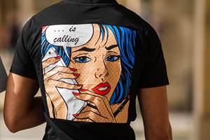 Camisetas Lisas de Color Sólido al por Mayor, 160 Gramos, Tallas Variadas, Ideales para Todos los Métodos de Impresión: Serigrafía, DTG, Transferencia Térmica, Vinilo - Product Image 2