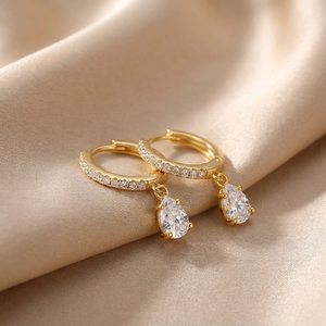 Boucles d'oreilles créoles dorées en argent 925 avec pendentif goutte en forme de poire pavé de diamants, bijoux fins chrétiens tendance, cadeau d'anniversaire de mariage pour elle - Product Image 3