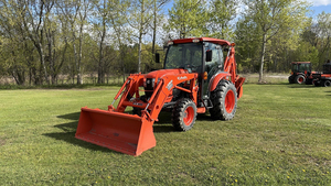 Tractor L4060HST 2025, Equipo Premium Listo para Exportación, Suministro al por Mayor de Alta Resistencia - Product Image 6