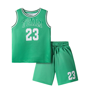 Uniforme de baloncesto personalizado por sublimación para niños, conjunto de camiseta y pantalones cortos, ropa de equipo para niños, uniforme de baloncesto con nombre y número, kit de ropa de equipo unisex. - Product Image 1