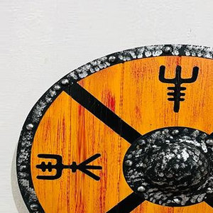 Escudo Redondo de Madera Estilo Vikingo Tradicional, Diseño Nórdico Hecho a Mano para Disfraces Históricos y Decoración del Hogar - Product Image 6