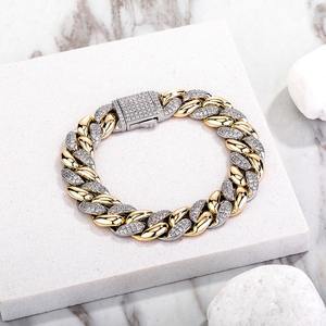Bracelet tendance personnalisé en gros, chaîne cubaine, chaîne Ice Link, bracelet hip-hop pour homme avec diamants Moissanite, idéal pour mariage et cadeau - Product Image 3