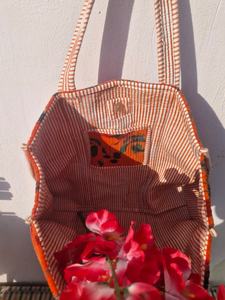 Bolso Tote Reversible Acolchado de Terciopelo con Estampado de Aves – Bolso de Hombro XL para Mujer – Logotipo Personalizado – Bolso de Moda para Viajes y Compras - Product Image 2