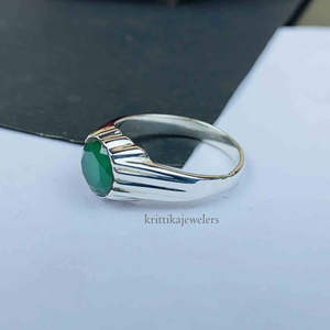 Bague pour homme en argent sterling 925, pierre précieuse onyx verte naturelle, sertie en bézel, fabrication artisanale, cadeau idéal pour mariage ou fête - Product Image 4