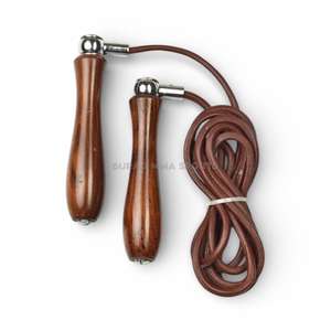 Corde à sauter en cuir avec poignée en bois, longueur réglable pour l'entraînement de boxe et les exercices de fitness - Product Image 1