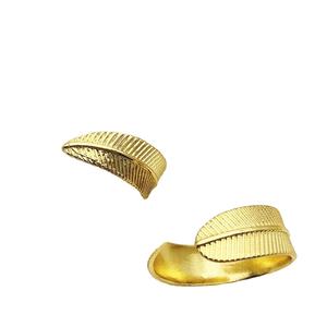 Servilleteros de metal de alta calidad en forma de hoja de oro, perfectos para una Decoración de mesa elegante en bodas y restaurantes - Product Image 1