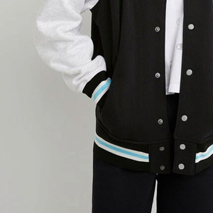 Chaqueta Varsity de Invierno para Mujer, Transpirable, Personalizada al por Mayor, con Exterior de Lana/Viscosa, Logotipo Personalizado, Tallas Grandes - Product Image 6