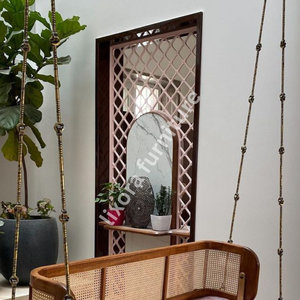 ชิงช้าไม้แกะสลักลายใบไม้สุดหรู งานฝีมือประณีต สำหรับตกแต่งภายในห้องนั่งเล่น สไตล์มหาราชา - Product Image 2