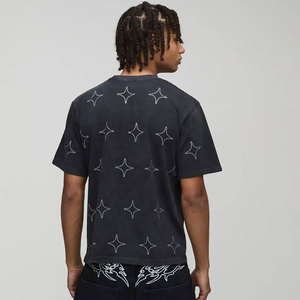 Camiseta de hombre personalizada con efecto lavado en spray, estilo retro, corte holgado, cuello redondo, con purpurina y adornos de pedrería, de manga corta para verano - Product Image 2