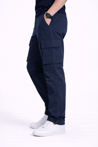 Pantalones Cargo Navy Utility Comfort para Hombre – Un prenda esencial duradera para el día a día, hecha con tela premium rica en algodón - Product Image 2