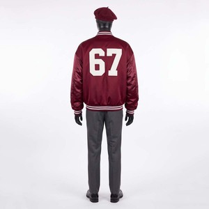 Chaqueta Bomber Varsity Impermeable para Hombre BLACKTHORN WORLD, Estilo Urbano, 440 Gramos, con Parches Bordados de Chenilla y Diseño de Patchwork - Product Image 2