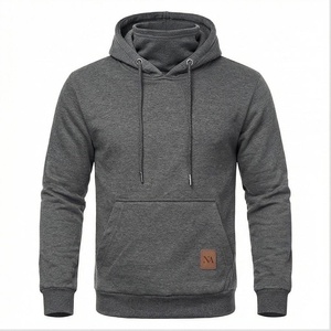 Sweat-shirt à capuche gris pour homme, coupe classique, couleur unie, poche avant, décontracté, en coton tricoté, pour l'automne - Product Image 1