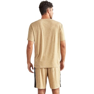 เสื้อยืดและกางเกงขาสั้นชุดเซ็ตผู้ชายสไตล์ฮิปฮอป ผลิตจากผ้าฝ้ายถัก 100% พิมพ์ลายสกรีนสีตามสั่ง ขายส่งปี 2026 เป็นมิตรกับสิ่งแวดล้อม - Product Image 2