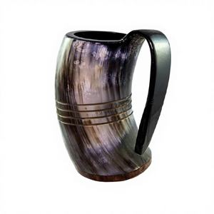 แก้วน้ำเขาสัตว์แกะสลักลายรัก รูปทรงธรรมชาติ ทำจากวัสดุออร์แกนิค เป็นมิตรกับสิ่งแวดล้อม ความจุ 500-600 มล. เหมาะสำหรับใช้ในบ้าน ร้านอาหาร งานแต่งงาน - Product Image 6