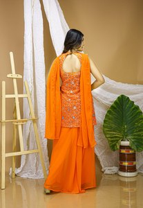 Ensemble pour femme Kurti et pantalon palazzo en georgette brodée orange, coupe classique, sans manches, style traditionnel indien pakistanais, pour les occasions spéciales - Product Image 3