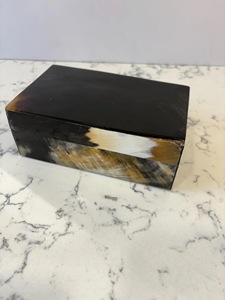 Nueva Caja de Cuerno de Búfalo Rectangular Rústica con Temática Animal de ILAHI, Pulida, Ecológica, para Guardar Joyas, con Interior Suave - Product Image 2