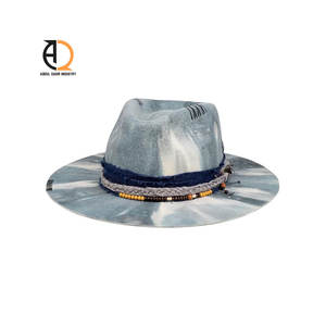 Chapeau de cowboy en cuir rayé avec logo personnalisé, couleur sur mesure et design unisexe - Product Image 4