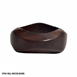 Brazalete de Madera Oscura Tallado a Mano, Diseño Geométrico, Escultural, Grande, Orgánico, para Mujer - Product Image 1