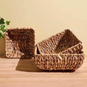 Panier de rangement en jacinthe d'eau écologique, tressé à la main, très demandé pour la maison - Product Image 2