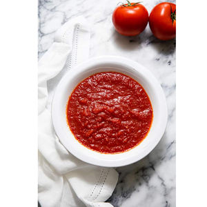 Pasta de tomate enlatada premium reciclada para cadenas de pizzerías, restaurantes, servicios de catering y fábricas de alimentos. - Product Image 1